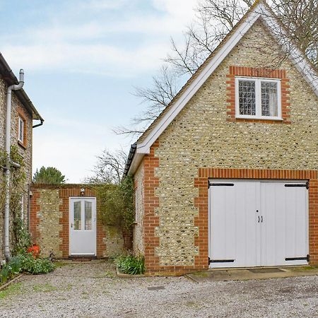 Goodwood Coach House Villa Westhampnett Exterior photo